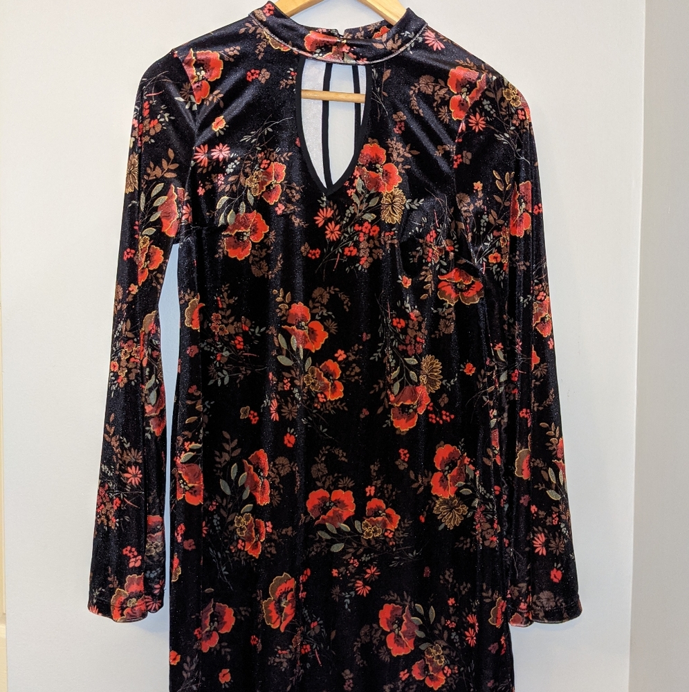 Xhilaration Velvet Floral Dress Size M
